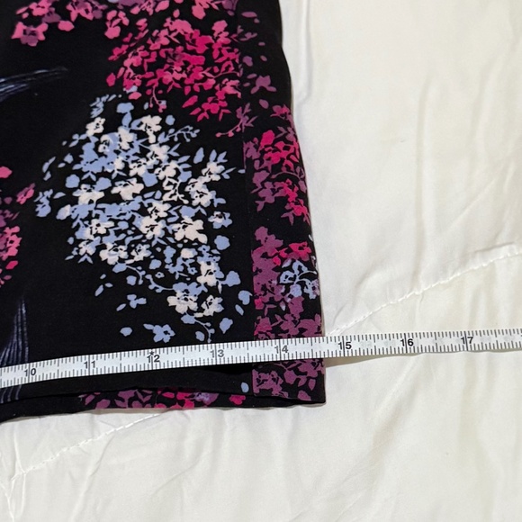 NWOT 26/28 Lane Bryant Floral Perfect Drape High Rise Wide Leg Pant With Pockets - Picture 10 of 14